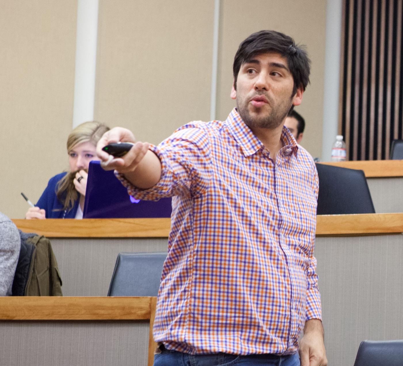 Photo of Prof. Matias Iaryczower teaching
