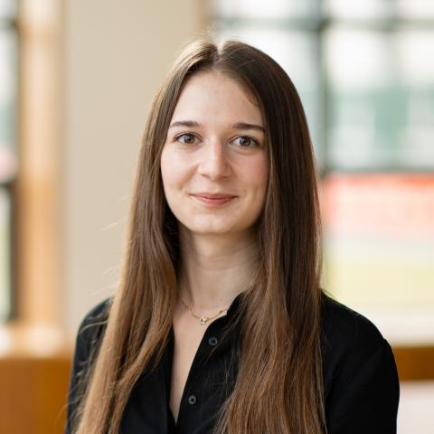 Photo of Alina Dunlap